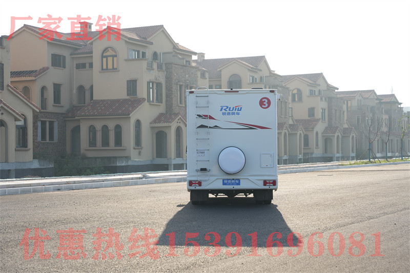 房車拋錨